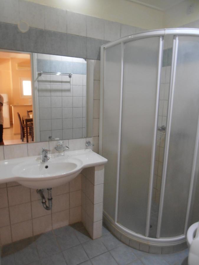 Frosini Gardens Hotel Kasziópi Kültér fotó