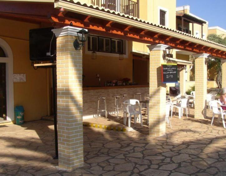Frosini Gardens Hotel Kasziópi Kültér fotó